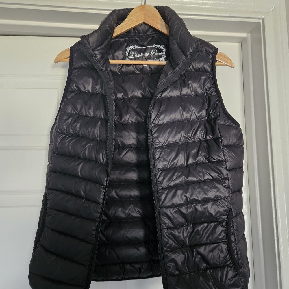 Elegant Black Quilted Vest for Women